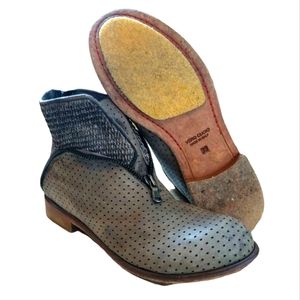 JP David Slip On Italian Leather Booties 39